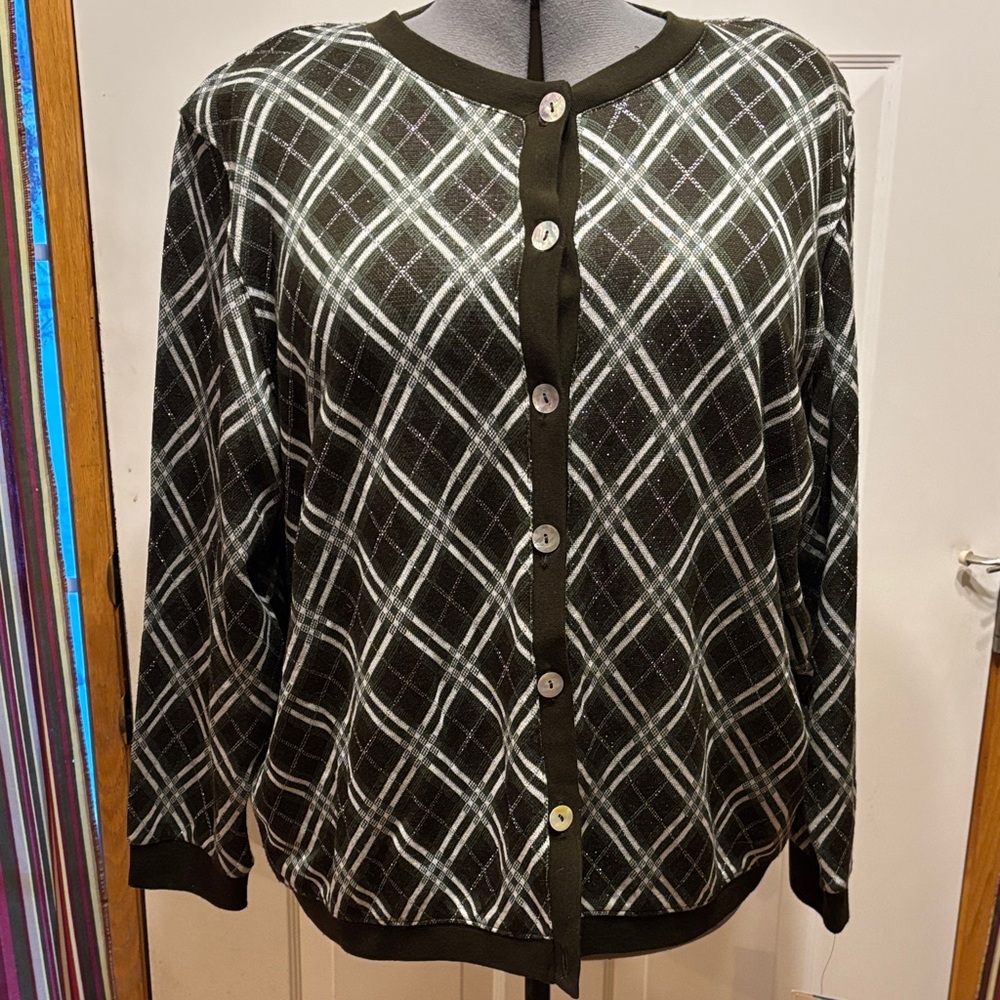 Plaid Button-Up Cardigan CD Daniels 2X olive Green and white